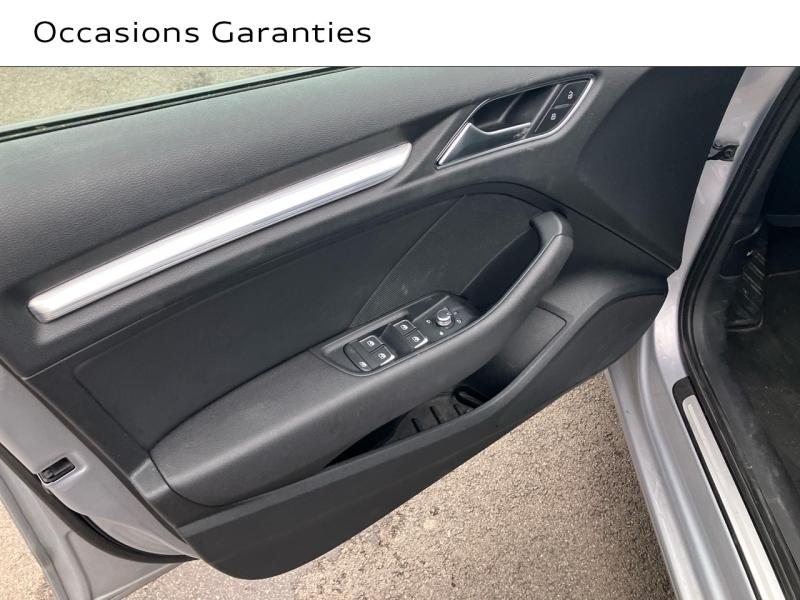 Voitures occasions Audi A3 Sportback Design luxe Lens