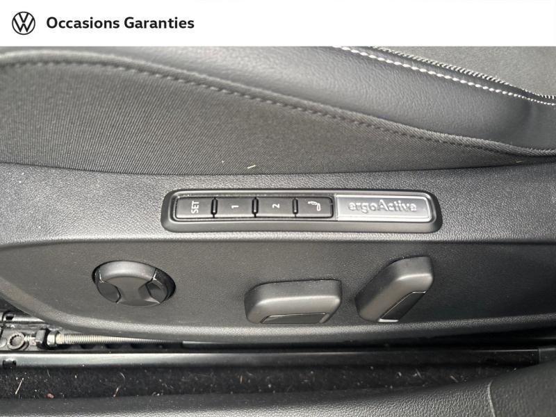 Voitures occasions VOLKSWAGEN GOLF Style Lens
