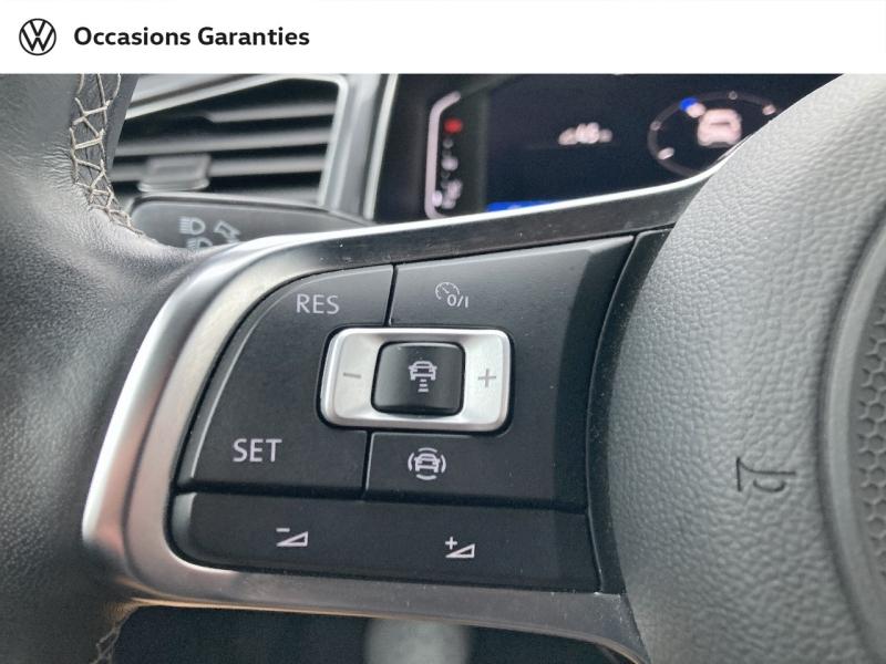 Voitures occasions VOLKSWAGEN T-ROC R-Line Lens