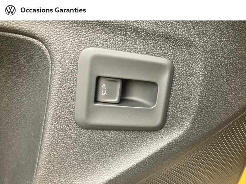 Voitures occasions VOLKSWAGEN T-ROC R-Line Lens