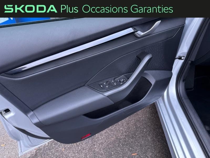 Voitures occasions ŠKODA Octavia Combi Selection Lens