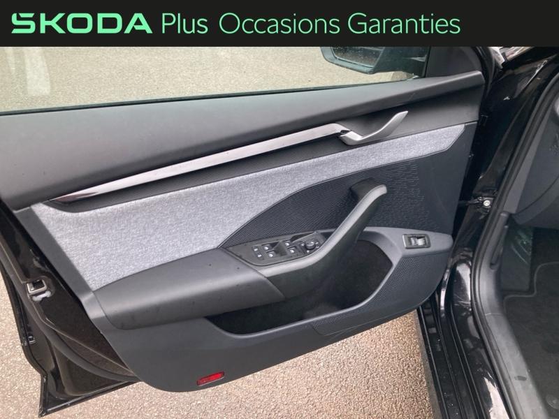 Voitures occasions ŠKODA OCTAVIA Selection Lens