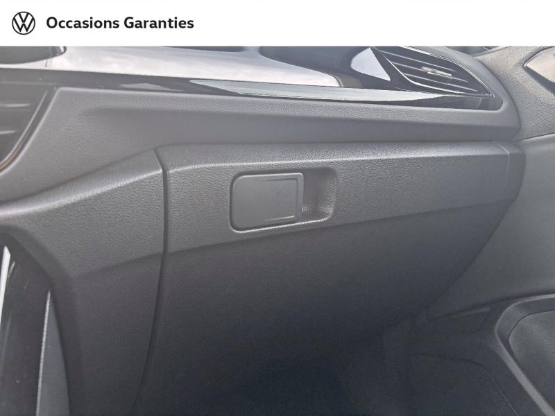 Voitures occasions VOLKSWAGEN T-ROC R-Line Lens