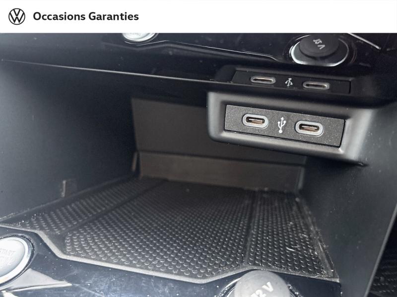 Voitures occasions VOLKSWAGEN T-ROC R-Line Lens