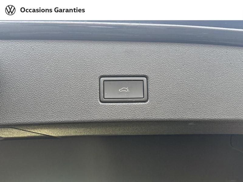 Voitures occasions VOLKSWAGEN T-ROC R-Line Lens