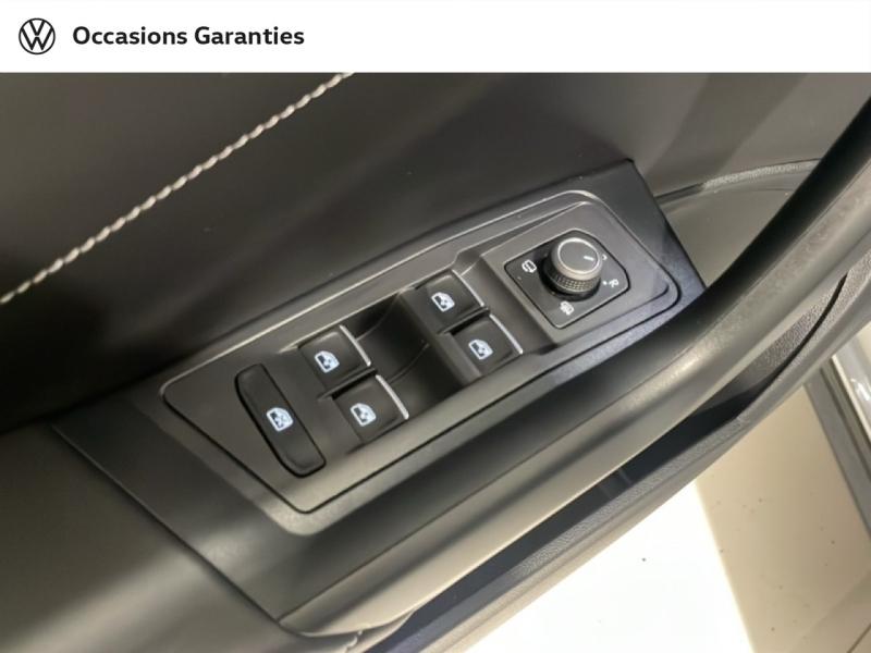 Voitures occasions VOLKSWAGEN T-ROC R-Line Lens
