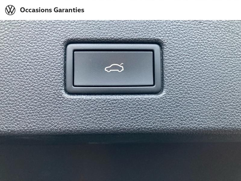 Voitures occasions VOLKSWAGEN T-ROC R-Line Lens