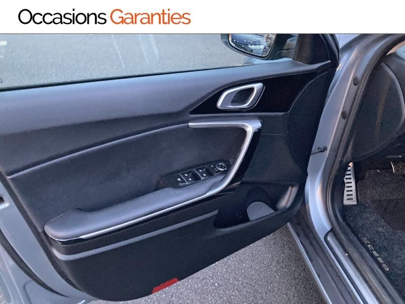 Voitures occasions KIA XCeed Design Lens