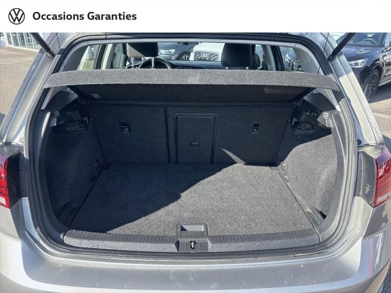 Voitures occasions VOLKSWAGEN GOLF Sound Lens
