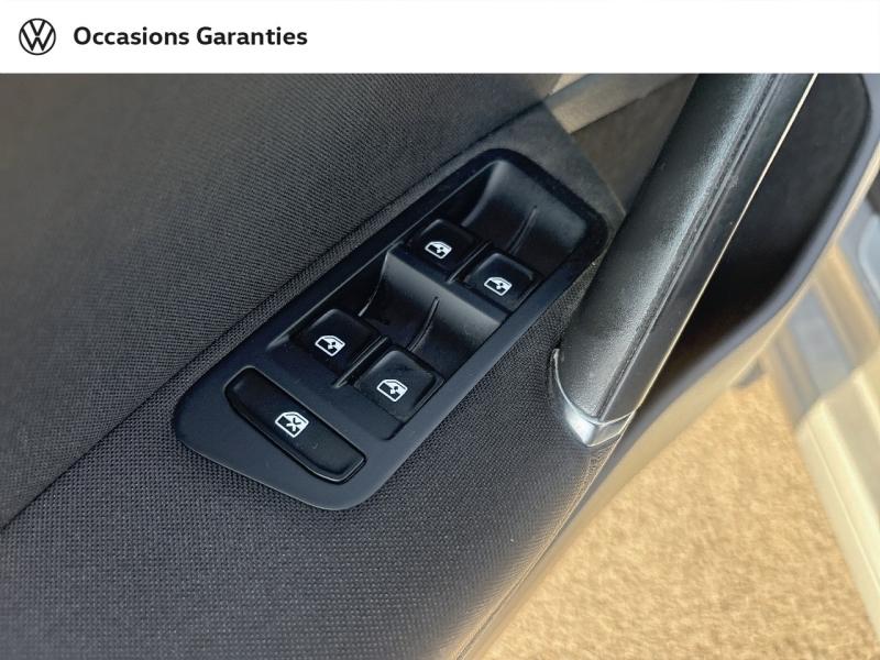 Voitures occasions VOLKSWAGEN GOLF Sound Lens