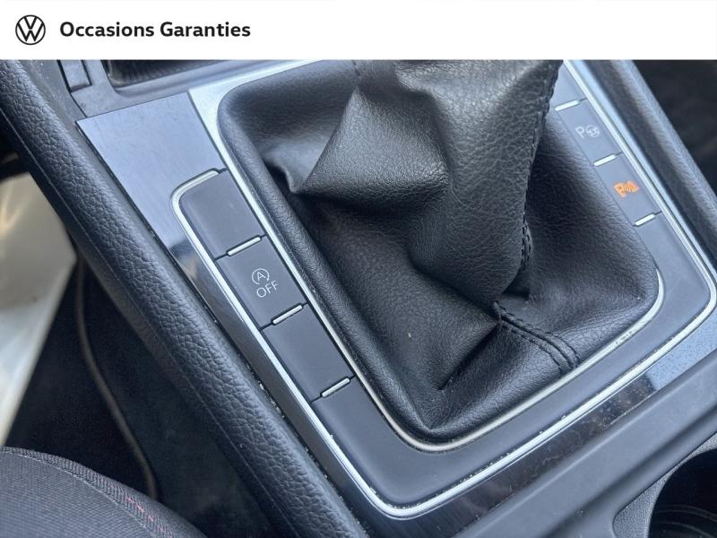 Voitures occasions VOLKSWAGEN GOLF Sound Lens
