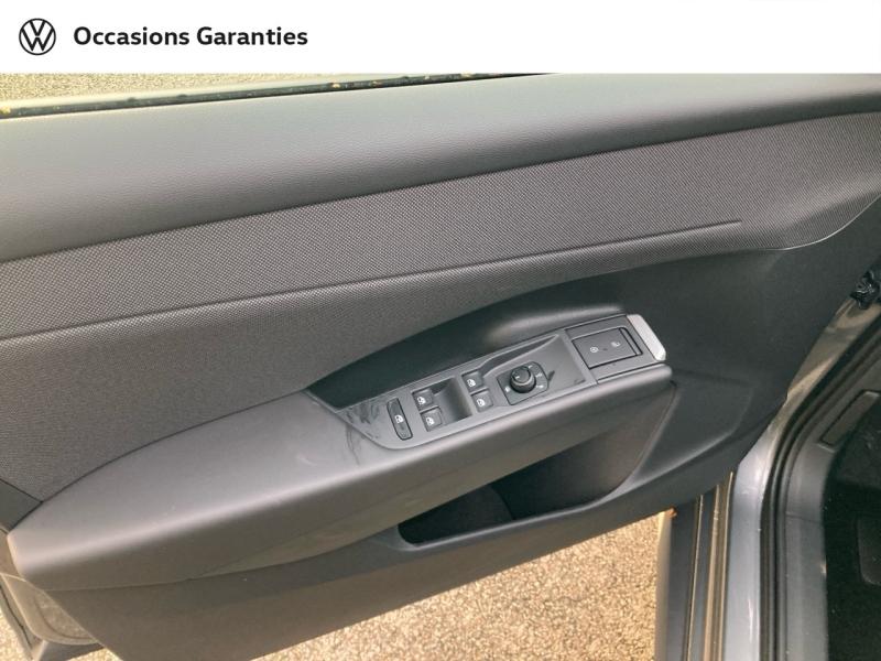 Voitures occasions VOLKSWAGEN T-ROC Base Lens