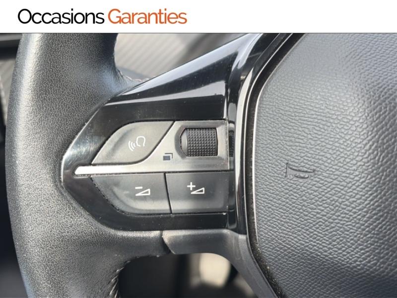 Voitures occasions PEUGEOT 208 Business R Active Lens