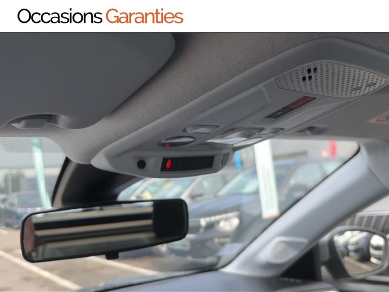 Voitures occasions PEUGEOT 208 Business R Active Lens