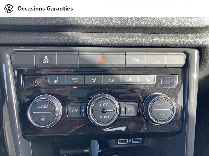 Voitures occasions VOLKSWAGEN T-ROC Carat Exclusive Lens