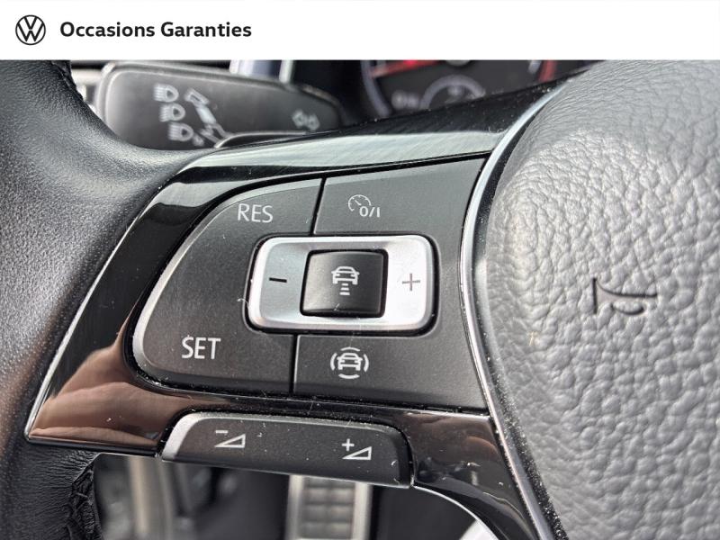 Voitures occasions VOLKSWAGEN T-ROC Active Lens