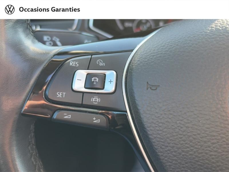 Voitures occasions VOLKSWAGEN T-ROC Lounge Business Lens