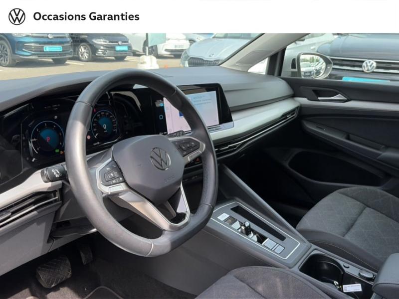 Voitures occasions VOLKSWAGEN GOLF Life Business Lens