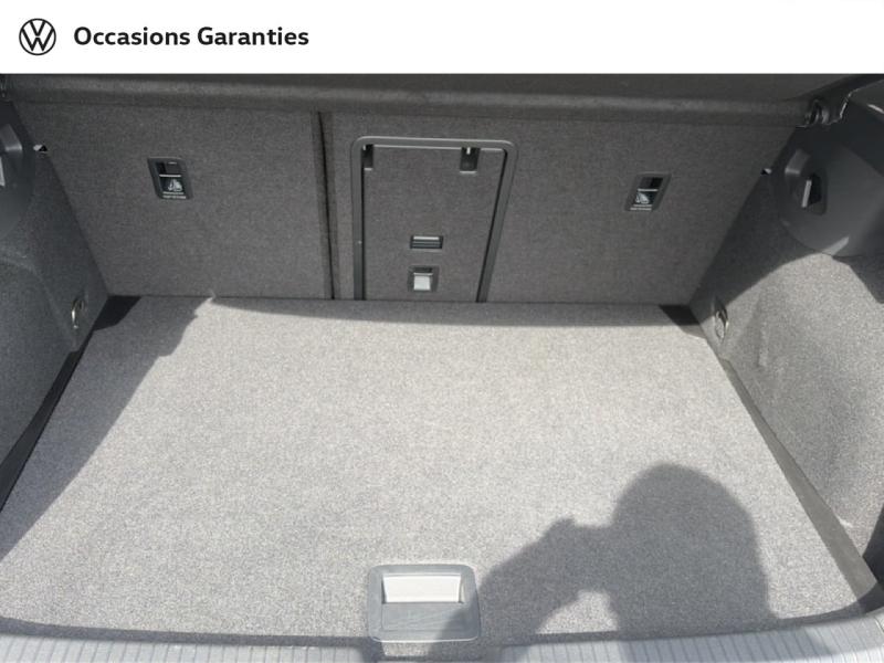 Voitures occasions VOLKSWAGEN GOLF Life Business Lens