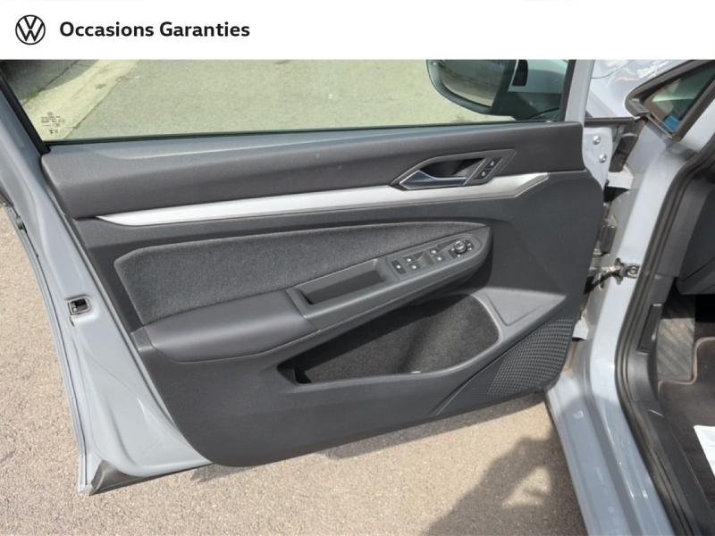 Voitures occasions VOLKSWAGEN GOLF Life Business Lens