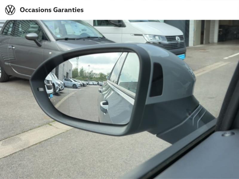 Voitures occasions VOLKSWAGEN GOLF Life Business Lens