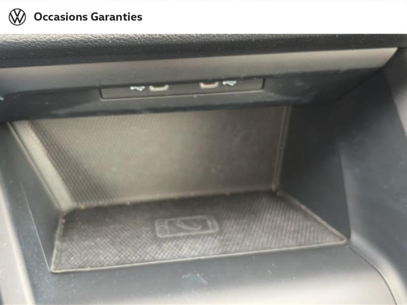Voitures occasions VOLKSWAGEN GOLF Life Business Lens