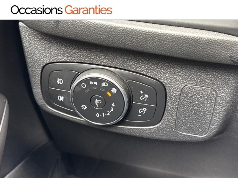 Voitures occasions FORD FOCUS Titanium Design Lens