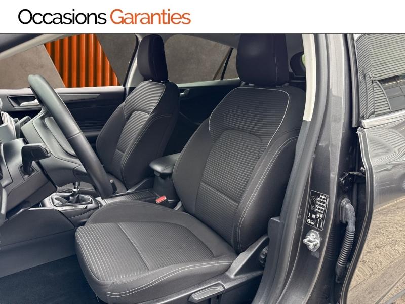 Voitures occasions FORD FOCUS Titanium Design Lens