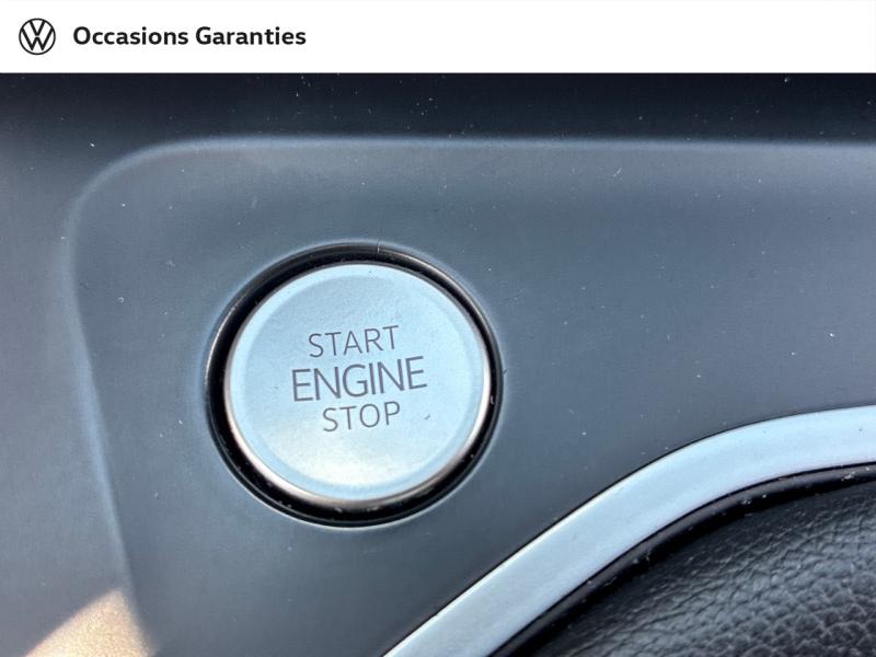 Voitures occasions VOLKSWAGEN GOLF Life Lens