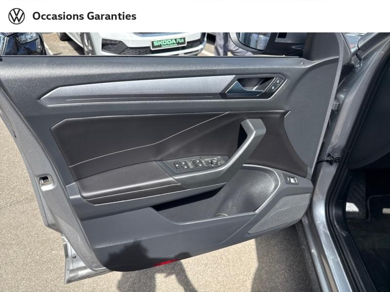 Voitures occasions VOLKSWAGEN T-ROC Style Lens