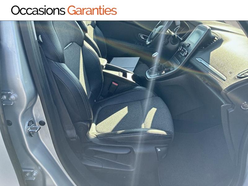 Voitures occasions RENAULT SCENIC Techno Lens