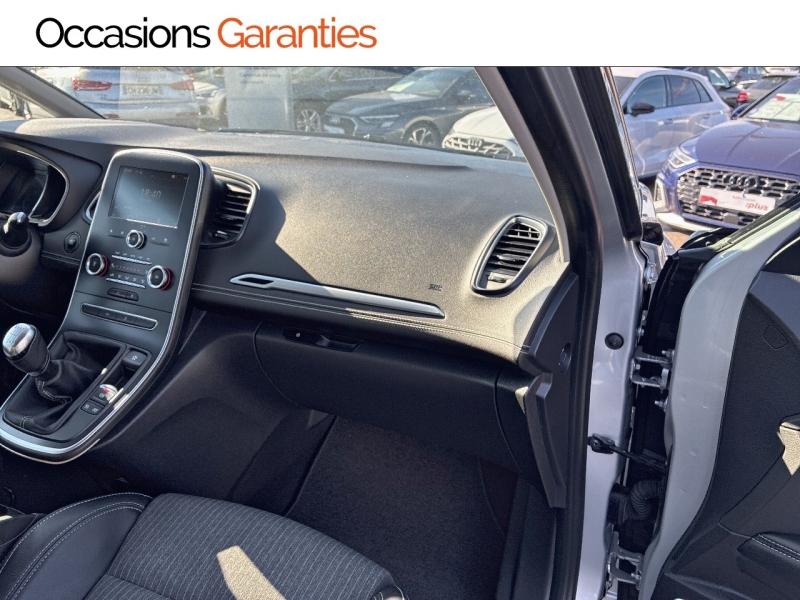 Voitures occasions RENAULT SCENIC Techno Lens