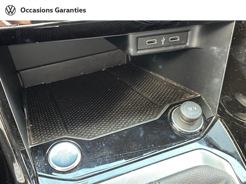 Voitures occasions VOLKSWAGEN T-ROC R-Line Lens