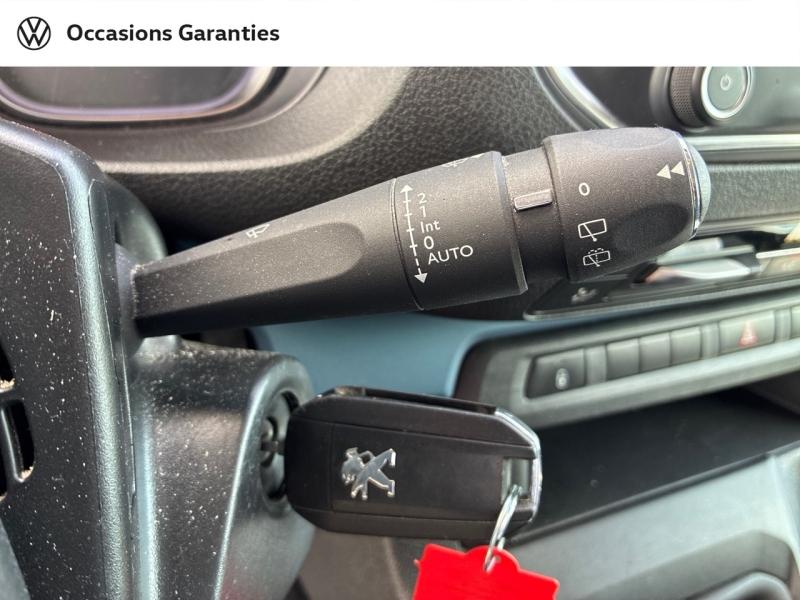 Voitures occasions PEUGEOT Traveller Active Lens