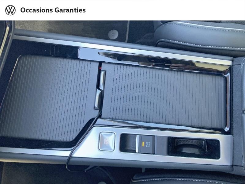 Voitures occasions VOLKSWAGEN Passat SW Elegance Lens