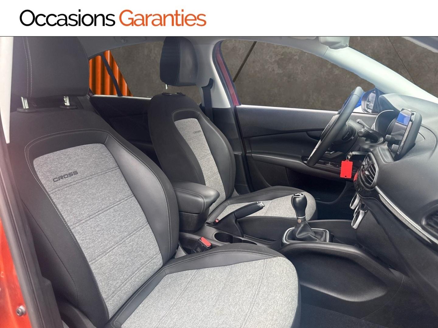 Voitures occasions FIAT Tipo Cross Plus Lens