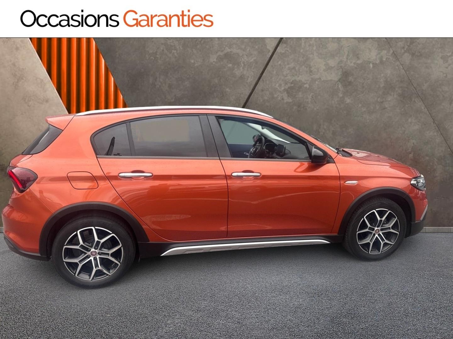 Voitures occasions FIAT Tipo Cross Plus Lens