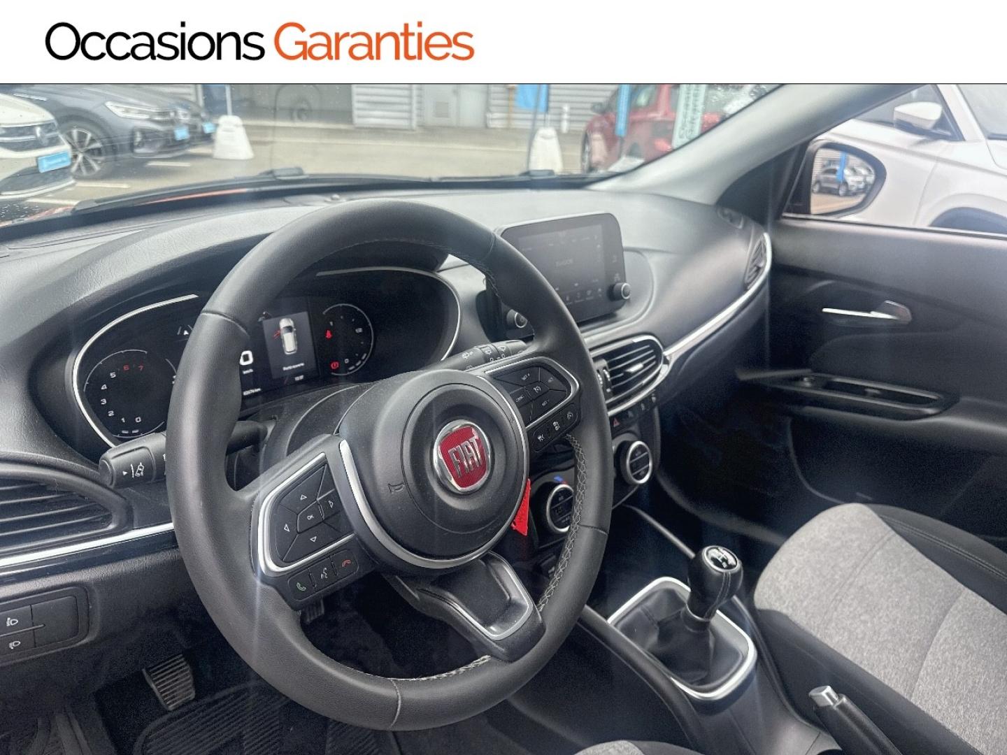 Voitures occasions FIAT Tipo Cross Plus Lens
