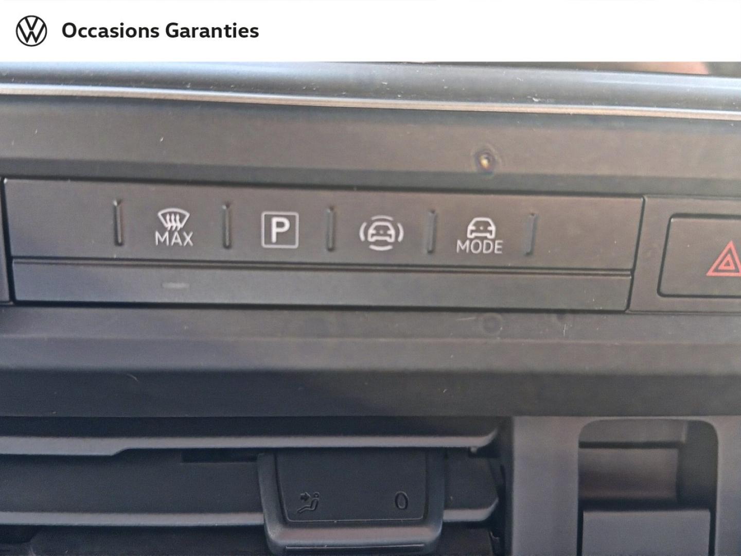 Voitures occasions VOLKSWAGEN UTILITAIRES Transporter Fg Base Lens