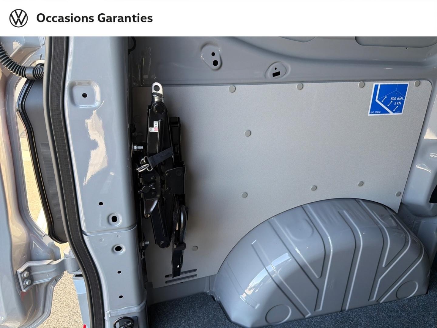 Voitures occasions VOLKSWAGEN UTILITAIRES Transporter Fg Base Lens