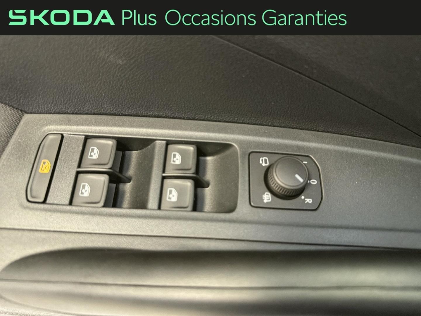 Voitures occasions ŠKODA FABIA Clever Edition Lens