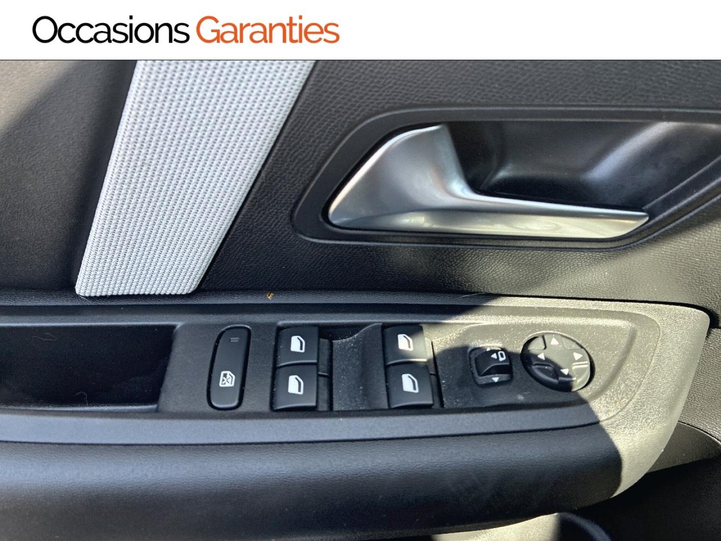 Voitures occasions CITROEN C4 MAX Lens