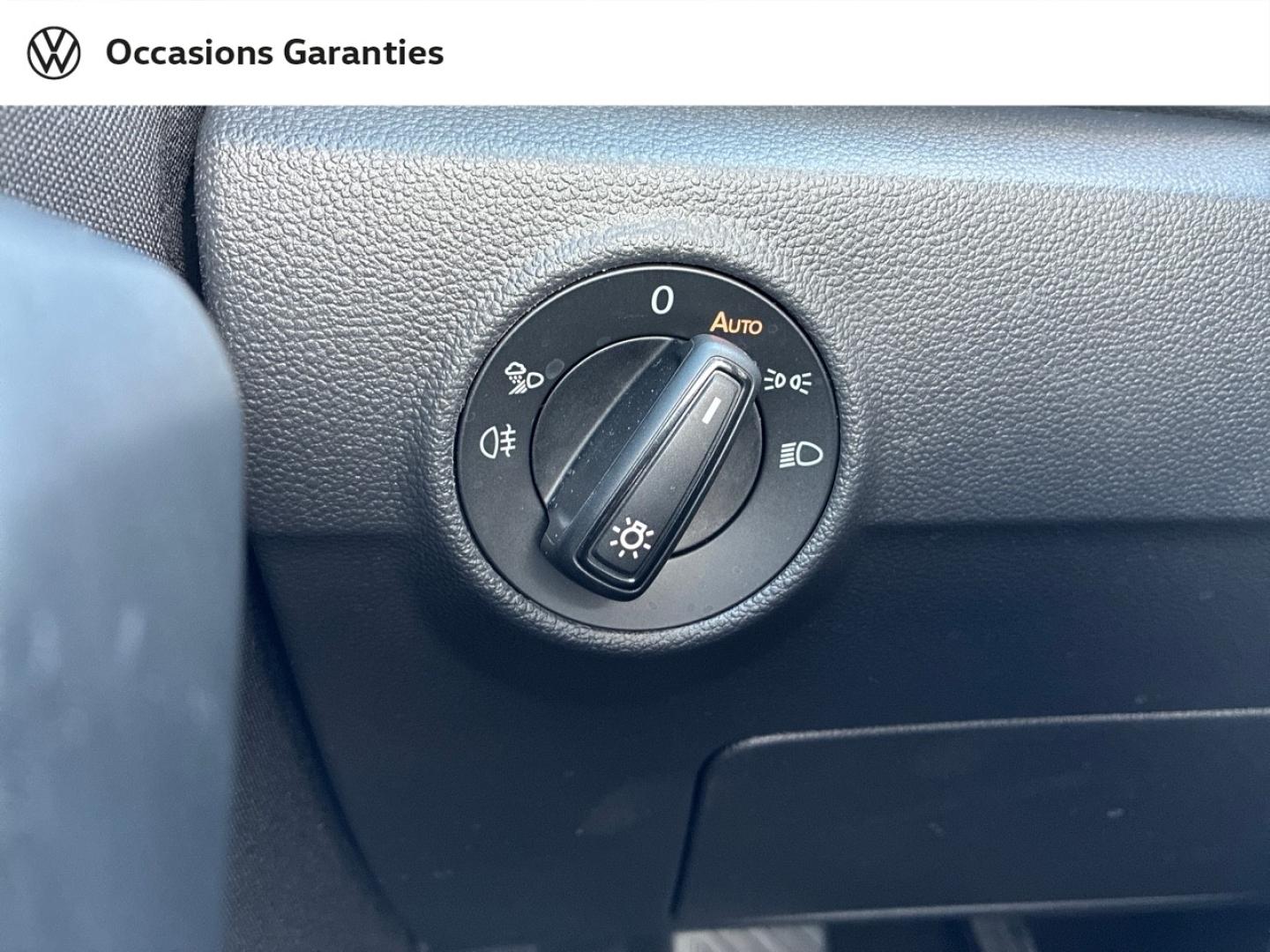 Voitures occasions VOLKSWAGEN T-ROC Life Plus Lens