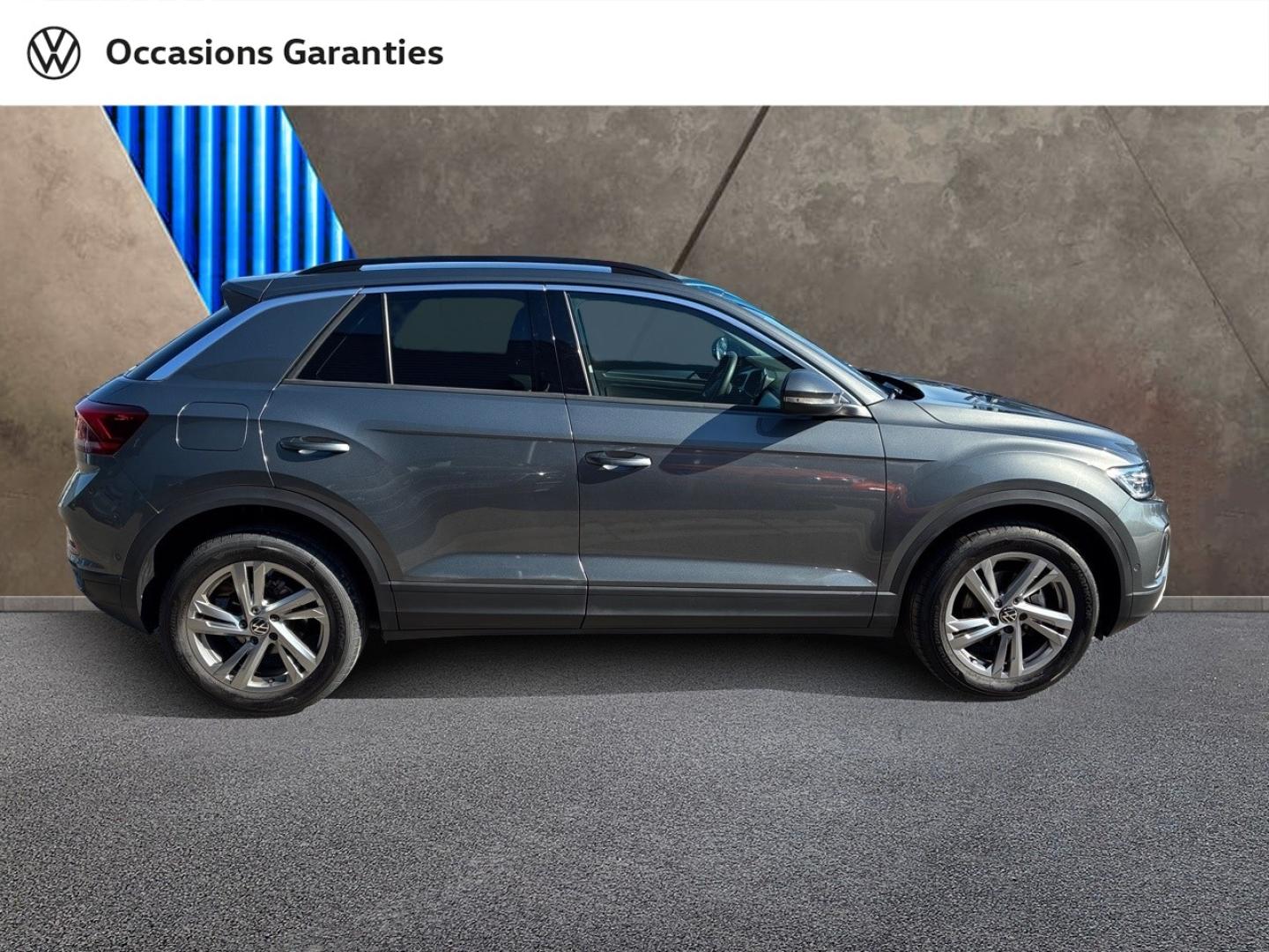 Voitures occasions VOLKSWAGEN T-ROC Life Plus Lens