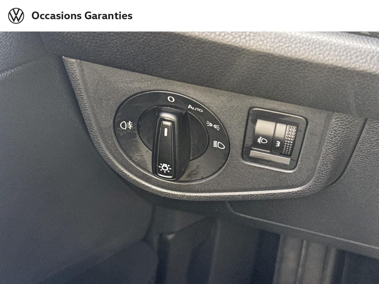 Voitures occasions VOLKSWAGEN POLO Life Lens