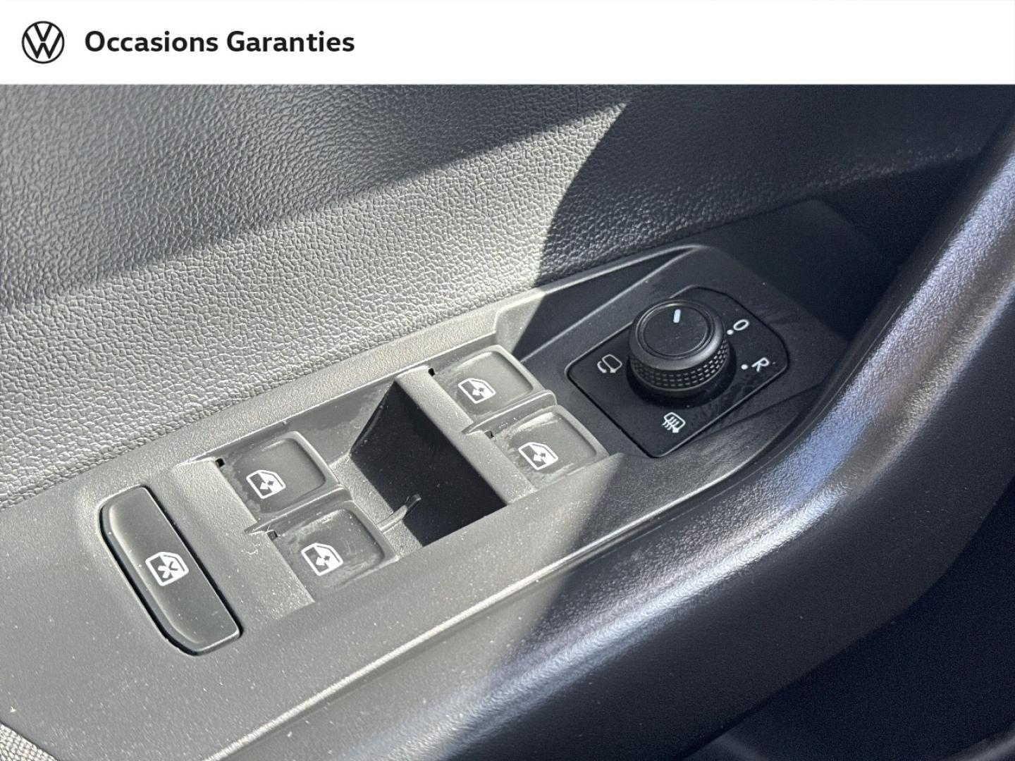 Voitures occasions VOLKSWAGEN POLO Life Lens