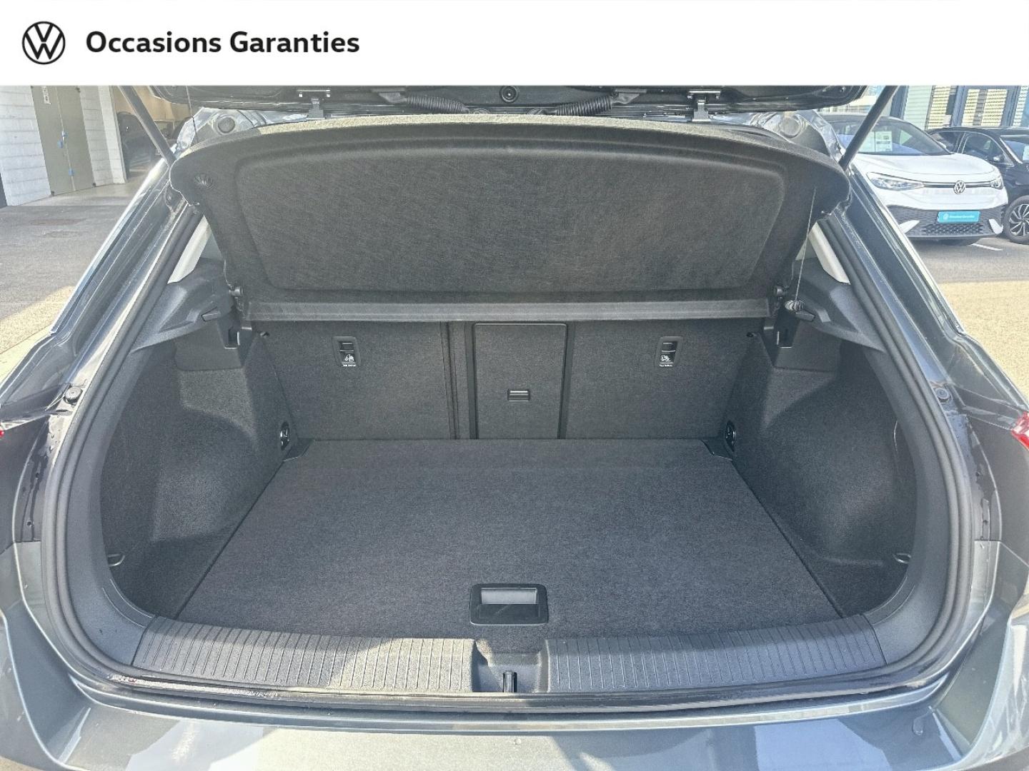Voitures occasions VOLKSWAGEN T-ROC Life Lens