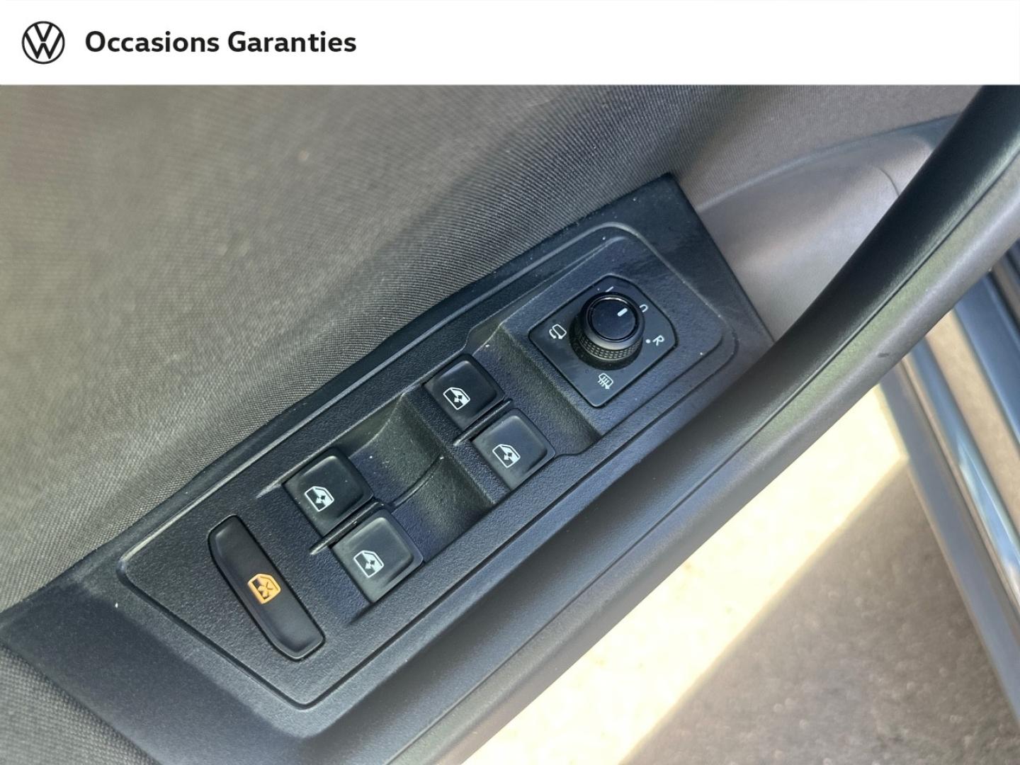 Voitures occasions VOLKSWAGEN T-ROC Life Lens