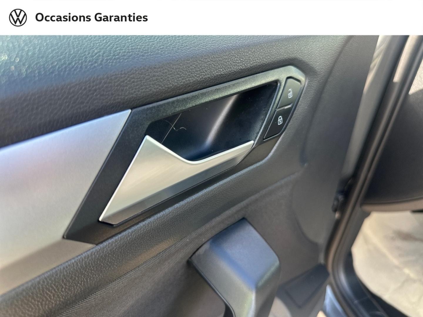 Voitures occasions VOLKSWAGEN T-ROC Life Lens