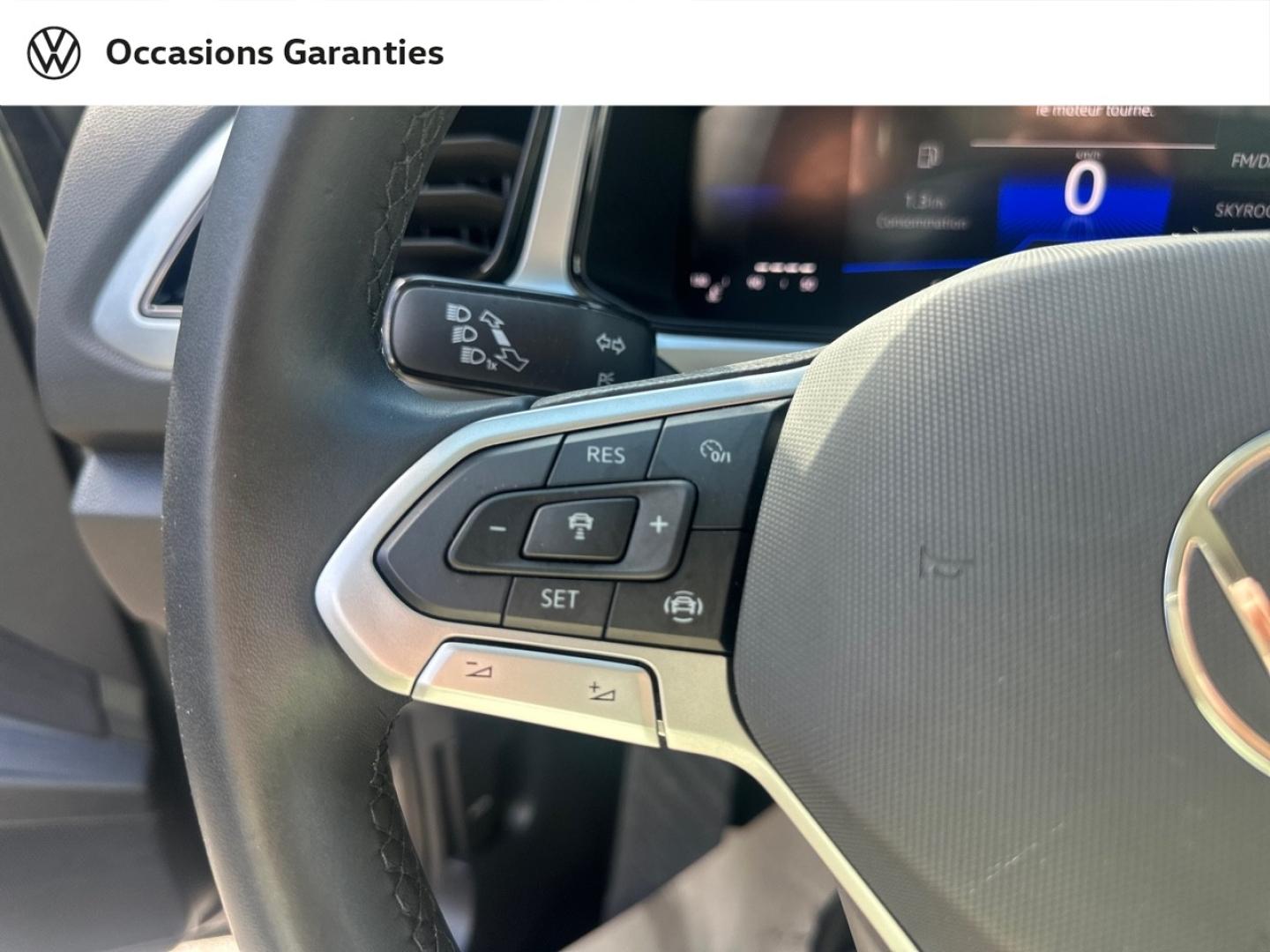 Voitures occasions VOLKSWAGEN T-ROC Life Lens
